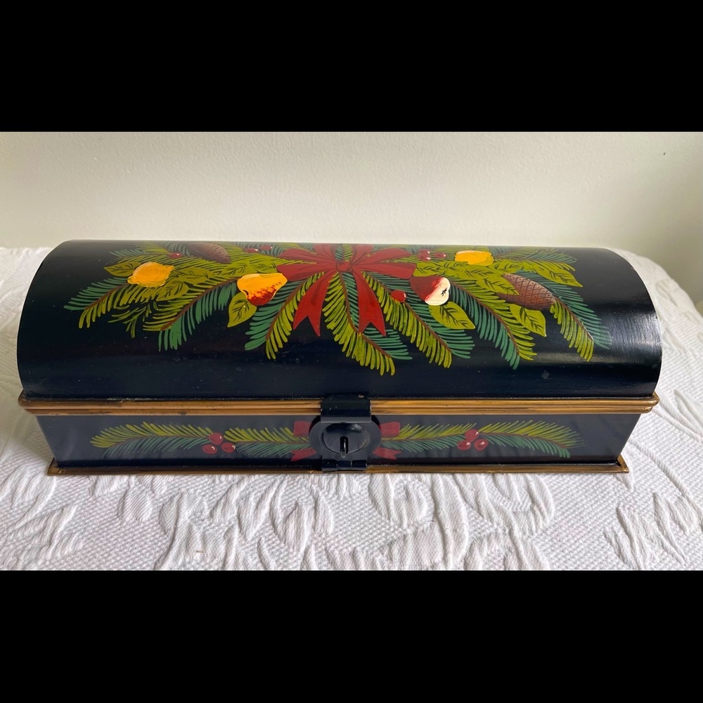 Vintage Painted Metal Box - Toleware - Christmas - Holidays
